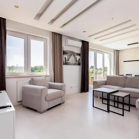 Brzezno Deluxe Apartman *